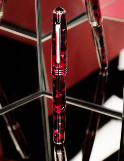 Tibaldi N.60 Ruby red resin vulpen